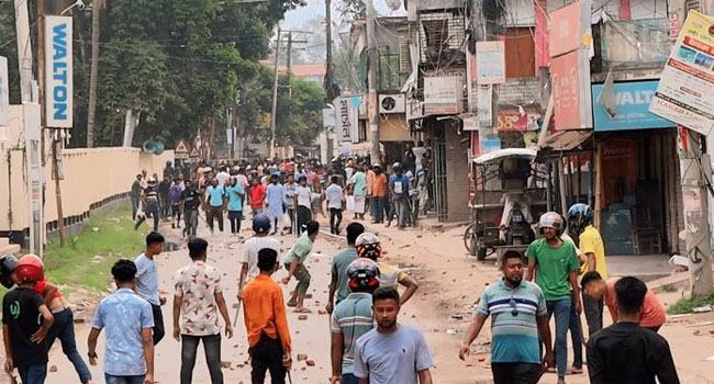 বাঘায় আ’লীগের ২ গ্রুপের মধ্যে সংঘর্ষ, আহত ৫০