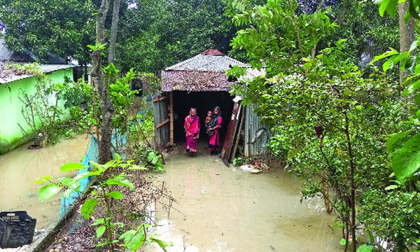 মৌলভীবাজার ও সুনামগঞ্জে বন্যা পরিস্থিতি অপরিবর্তিত