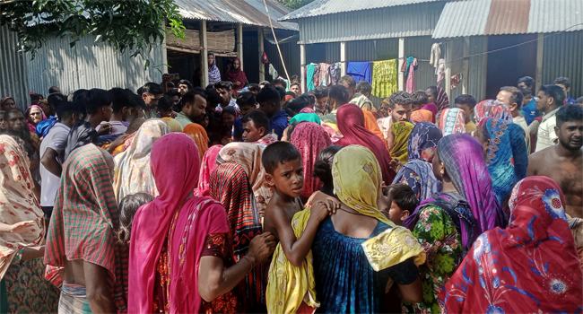 পাবনায় পদ্মা নদীতে গোসলে নেমে ২ ভাইসহ ৩ শিশুর মৃত্যু