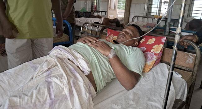 গোয়ালন্দ উপজেলা কৃষকলীগ সভাপতির মারধরে সাধারণ সম্পাদক আহত