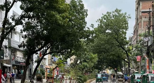 শুক্রবার সকালে ঢাকার বাতাসের মান ‘মাঝারি’