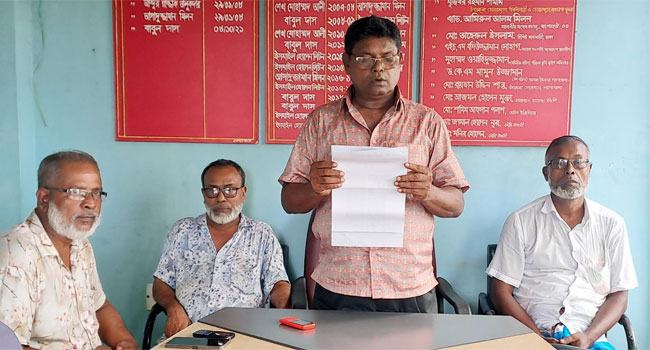 সংবাদ সম্মেলনে অভিযোগ : ভয় দেখিয়ে জমি জবরদখলের চেষ্টা