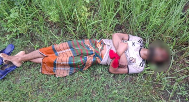 নারায়ণগঞ্জে যুবকের হাত বাঁধা ও চোখ উপড়ানো লাশ উদ্ধার