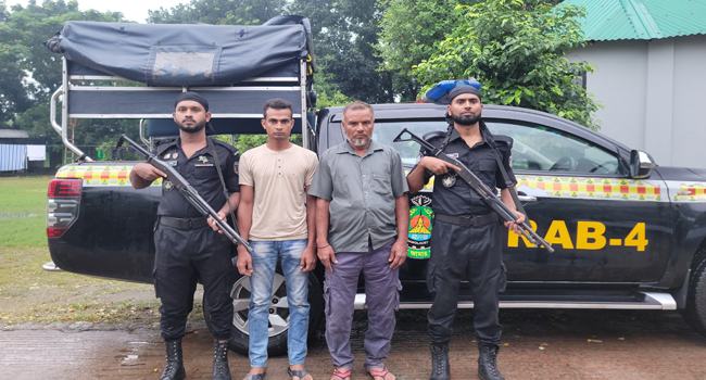 আশুলিয়ায় ফেনসিডিলসহ ২ কারবারি গ্রেফতার