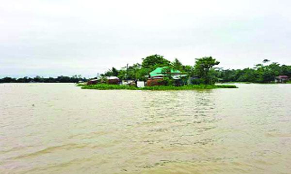 বন্যা পরিস্থিতির অবনতি