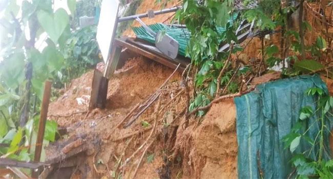 রোহিঙ্গা ক্যাম্পে পাহাড় ধসে ২ জনের প্রাণহানি