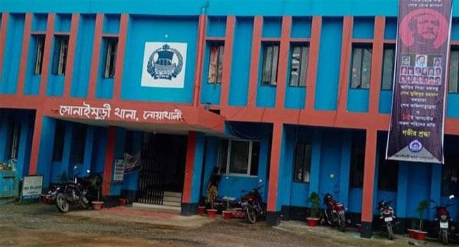 নোয়াখালীতে কাভার্ডভ্যান-অটোরিকশায় সংঘর্ষে ভাই-বোন নিহত
