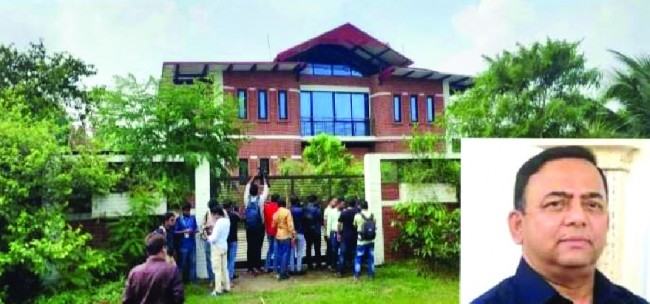 রূপগঞ্জে বেনজীরের বিলাসবহুল বাড়ি জব্দ