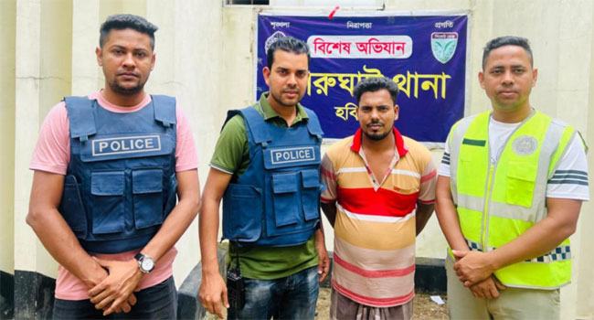 ভারতে পালিয়ে যাওয়ার সময় হত্যা মামলার আসামি জালাল গ্রেফতার