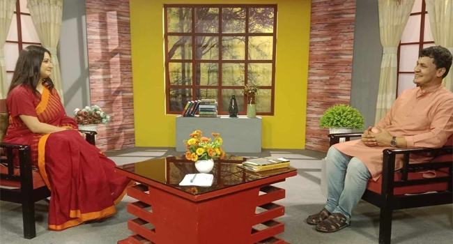 কবি আল মাহমুদের সোনালী কলম ছুঁয়ে আবিদ আজম