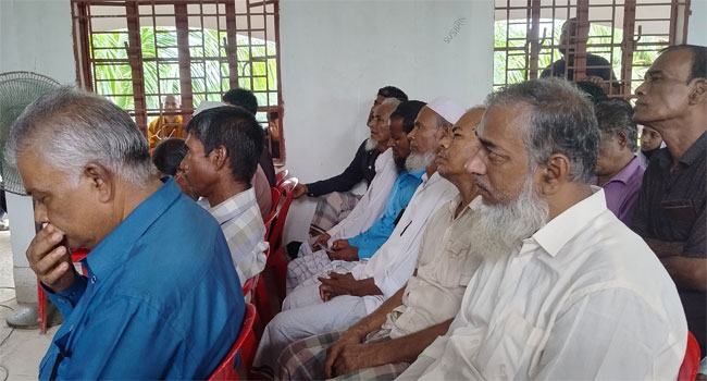 মিরসরাই ট্রাজেডি : ১৩ বছর পরও স্কুলে সন্তানদের খুঁজে ফেরেন নিজামরা