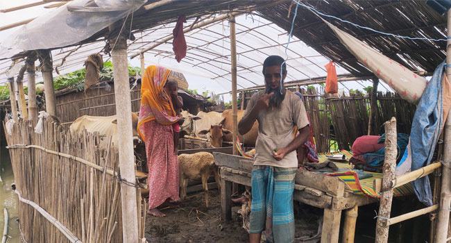 দীর্ঘ হচ্ছে কুড়িগ্রামের বন্যার দুর্ভোগ