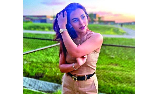 কানাডাতে তিন শোতে নূসরাত ফারিয়া