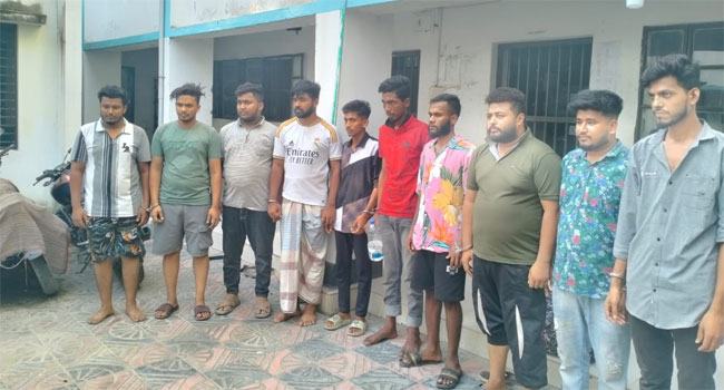 শ্রীনগরে ইউনিয়ন আ’লীগ সভাপতিসহ তিনজনকে কুপিয়ে জখম, আটক ১০