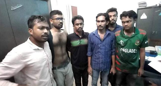 রাবির ক্রিয়াশীল ছাত্রসংগঠনের ৫ নেতাকর্মীকে ছাত্রলীগের মারধর