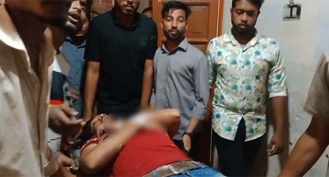 জামালপুরে কোটাবিরোধী আন্দোলন : দলীয় কর্মীর হাতে আহত ছাত্রলীগ নেতা
