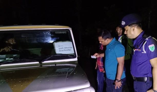 চোরাচালান দমনে দোয়ারাবাজারে পুলিশের বিশেষ চেকপোস্ট