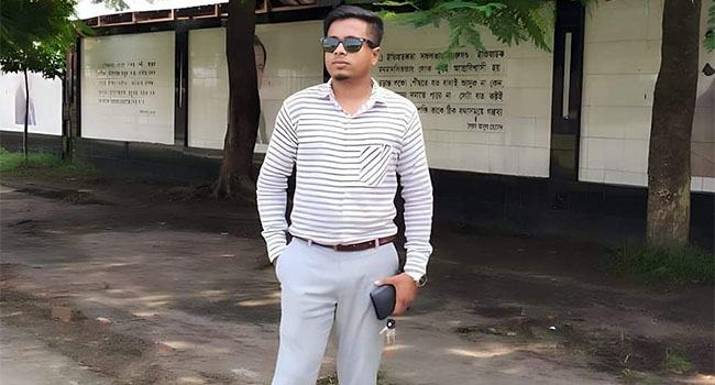 ফেইসবুকে স্ট্যাটাস দিয়ে ছাত্রলীগ নেতার পদত্যাগ
