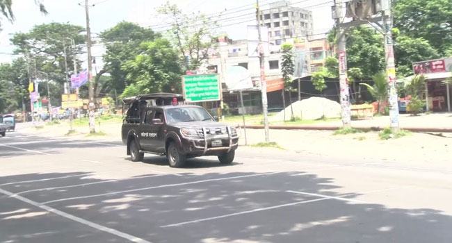 রংপুরে চলছে না জেলা-আন্ত:জেলা পরিবহন, বিএনপি-জামায়াতের গ্রেফতার ৯