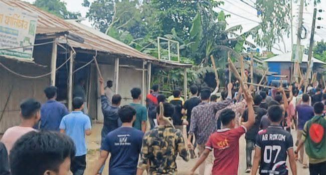 লালমনিরহাটে আ.লীগের কার্যালয় ভাংচুর
