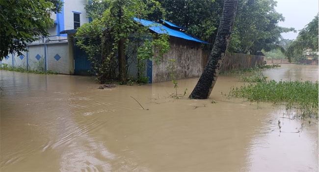 মিরসরাইয়ে নিম্নাঞ্চল প্লাবিত, পানিবন্দী ৩ সহস্রাধিক পরিবার