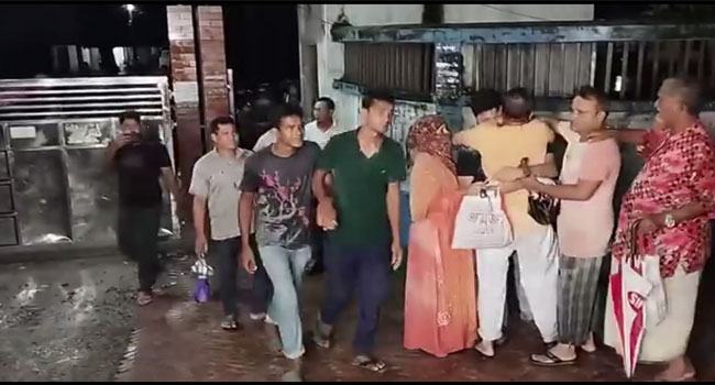 রাতে আদালত বসিয়ে ৮ শিক্ষার্থীর জামিন
