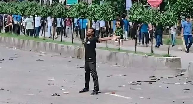 রংপুরে আবু সাঈদ নিহত : ২ পুলিশ বরখাস্ত