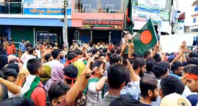 সখীপুরে আন্দোলনে সংঘর্ষ, পুলিশ সদস্যসহ আহত ১৫