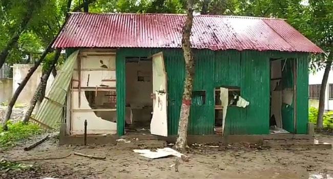 ইবি ছাত্রলীগের কার্যালয় ভাঙচুর