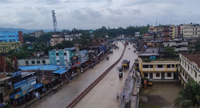 ঢাকা-চট্টগ্রাম মহাসড়কের ৬০ কিলোমিটারে কমেছে যান চলাচল