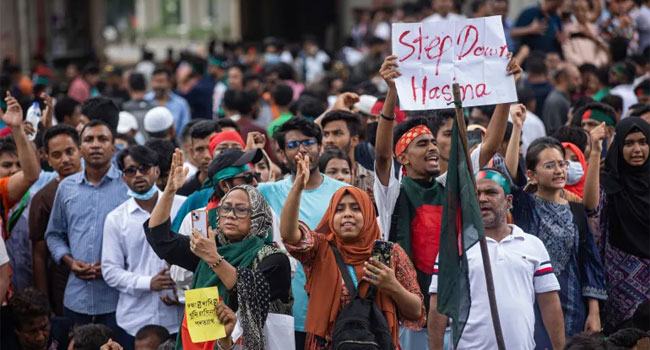 বাংলাদেশে শেখ হাসিনার শেষ কয়েকটি দিন কেমন ছিল