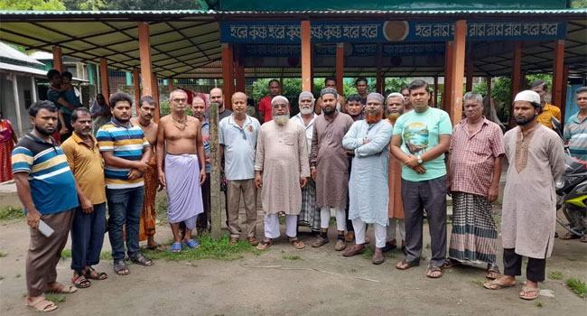 গৌরীপু‌রে মন্দির পাহারা দিচ্ছেন জামা‌য়াতের নেতাকর্মীরা