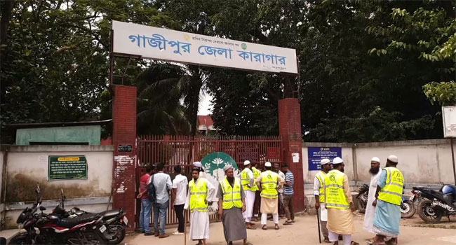 পালানোর চেষ্টা, গুলি ও সংঘর্ষে কারারক্ষীসহ আহত ১৬