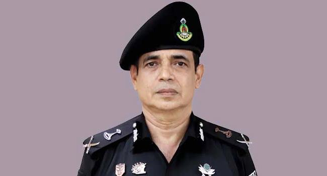 র‌্যাবের মহাপরিচালক হিসেবে দায়িত্ব নিলেন অতিরিক্ত আইজিপি শহিদুর রহমান
