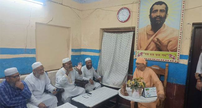 বরিশালে হিন্দু নেতাদের সাথে জামায়াত নেতৃবৃন্দের মতবিনিময়