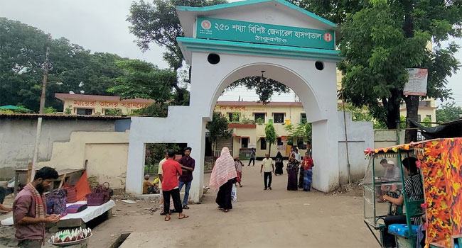 ঠাকুরগাঁওয়ে সীমান্তে বিএসএফের গুলিতে বাংলাদেশী যুবক আহত