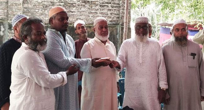 বৈষম্যবিরোধী আন্দোলনে নিহত সুমনের পরিবারকে জমায়াতের সহায়তা