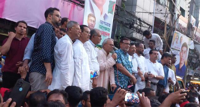 দুষ্কৃতকারীদের চিহ্নিত করে সেনাবাহিনীর কাছে তুলে দিন : রিজভী