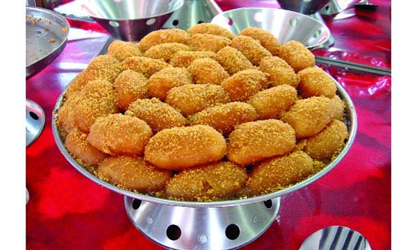 চমচম