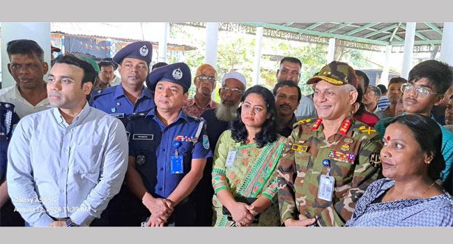 মানিকগঞ্জে কোনো সাম্প্রদায়িক হামলা হয়নি, সেনাবাহিনীকে জানালেন হিন্দু নেতারা
