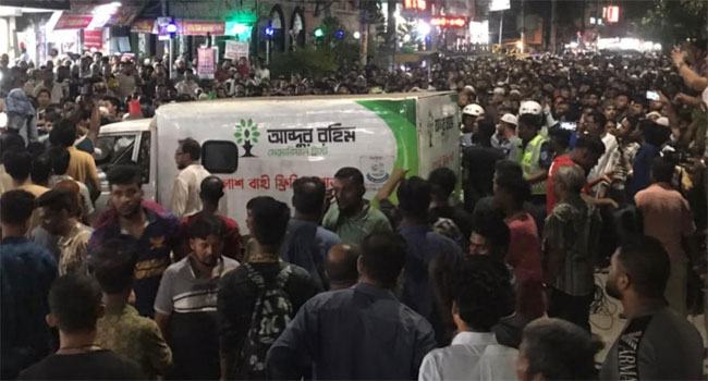 শেখ হাসিনা ভারতে বসে উস্কানিমূলক বক্তব্য দিচ্ছেন : যুব ও ক্রীড়া উপদেষ্টা