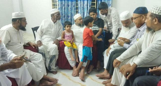 ছাত্র আন্দোলনে নিহত রুবেল ও কামালের পরিবারকে জামায়াতের অর্থ সহায়তা