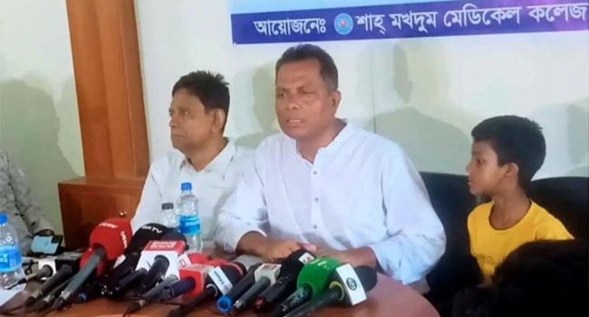 যারা শাহ মখদুম হাসপাতালের ক্ষতি করেছে তাদের বিচার দাবি এমডির