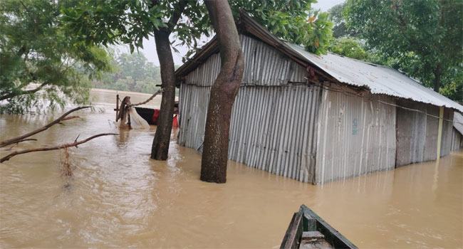 দেবিদ্বারে গোমতীর পানি বৃদ্ধিতে ৩ শতাধিক পরিবার পানিবন্দী