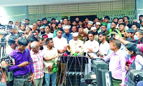 ছাত্র আন্দোলনে হতাহতদের পাশে আছে পুরো জাতি : ধর্ম উপদেষ্টা