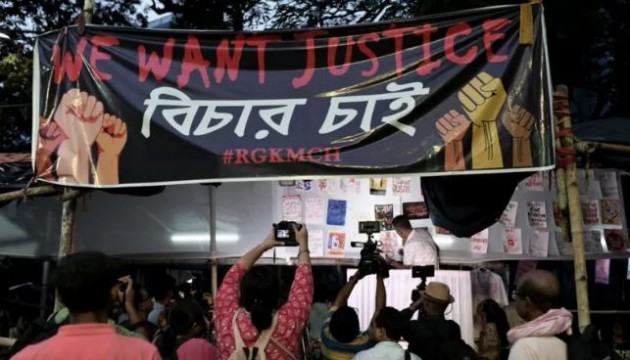 বাংলাদেশের কোটা আন্দোলনই কি কলকাতার ধর্ষণ-হত্যার প্রতিবাদের পথ দেখাচ্ছে
