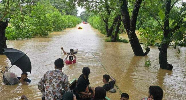 মিরসরাইয়ে বন্যায় ডুবে যাচ্ছে গ্রামের পর গ্রাম