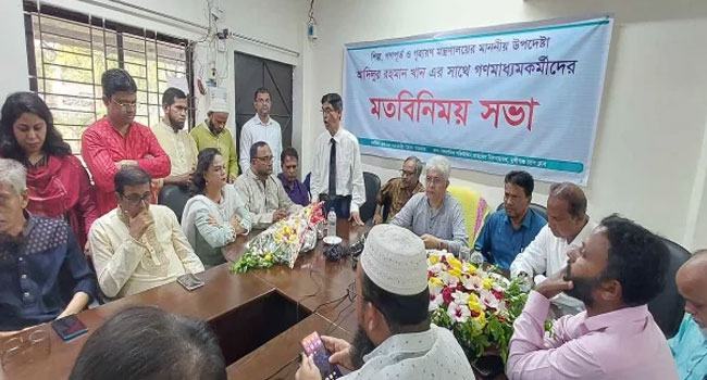 দ্রুত সময়ে সংস্কার শেষে একটি নির্বাচিত সরকারের নিকট ক্ষমতা হস্তান্তর : উপদেষ্টা আদিলুর রহমান
