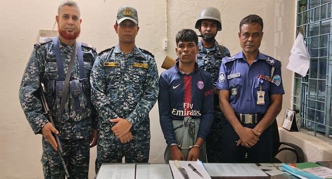 হাতিয়ায় একাধিক মামলার আসামি জুম্মা ডাকাত গ্রেফতার