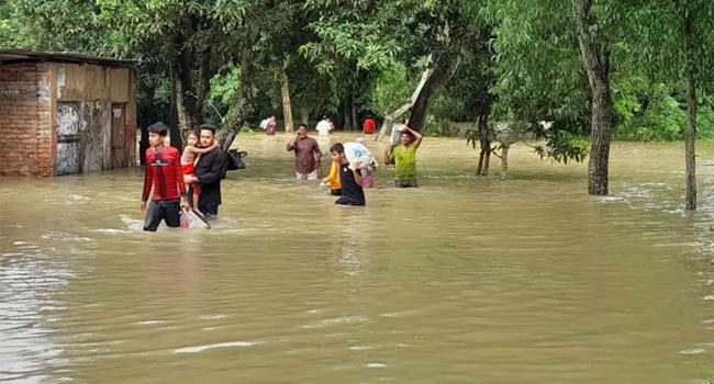 সাগর উত্তাল, বন্যার পানি নামবে ধীরে